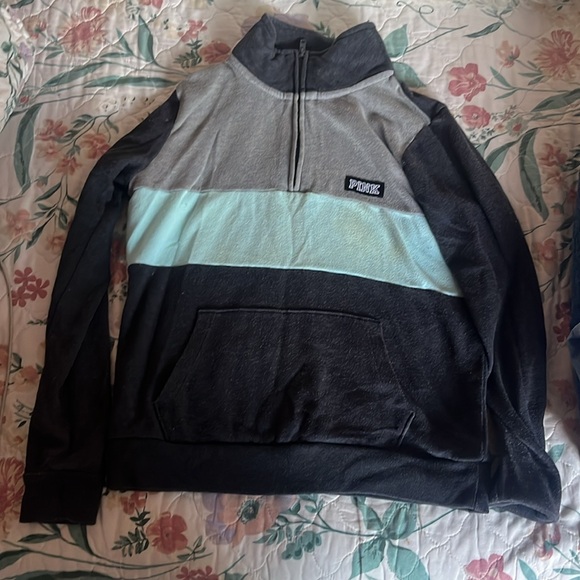 I have multiple clothing items I'm willing to negotiate pricing. - Picture 11 of 16